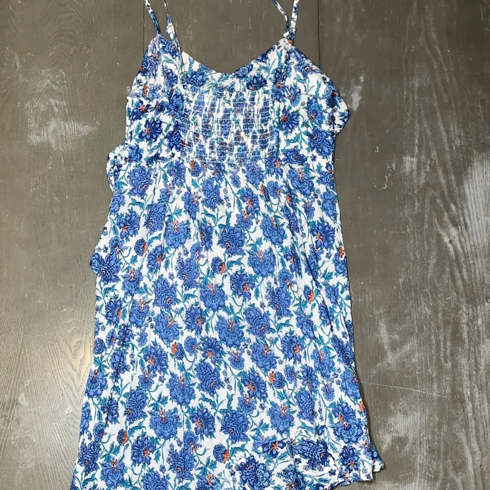 Angie White Blue Floral Sundress Asymmetrical Ruffled Ladies Small NWT